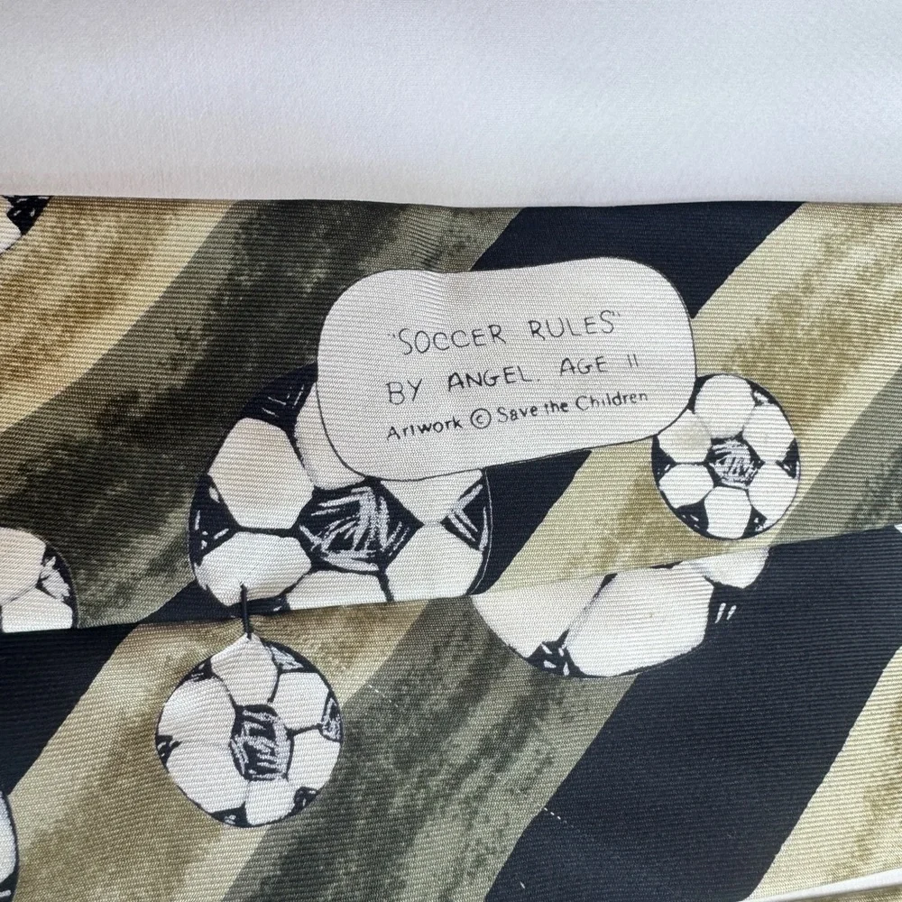 Soccer Vintage Save the children SILK tie
